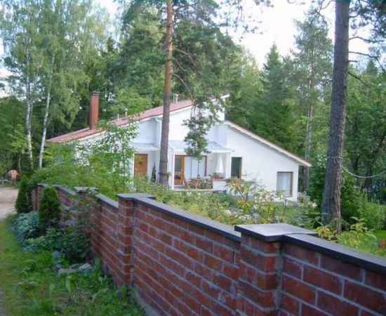 Yksil�llinen omakotitalo