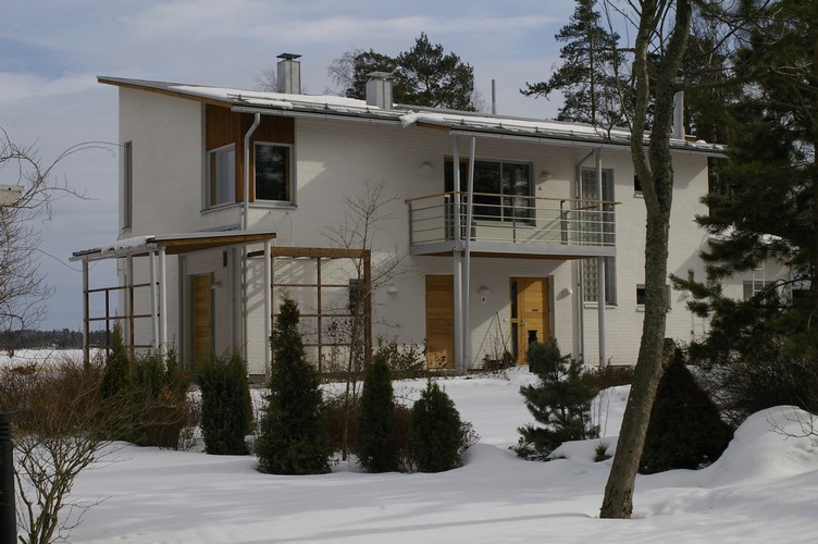 K��rmesaarenkuja 3 Westend